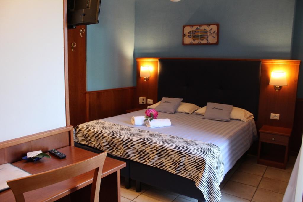 Hotel Lungomare 4*