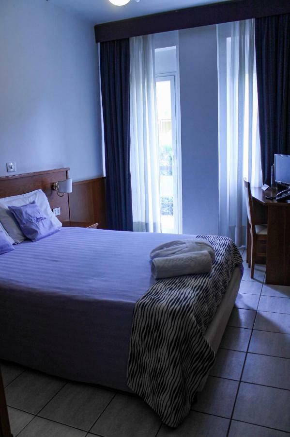 Lungomare Hotel 4*